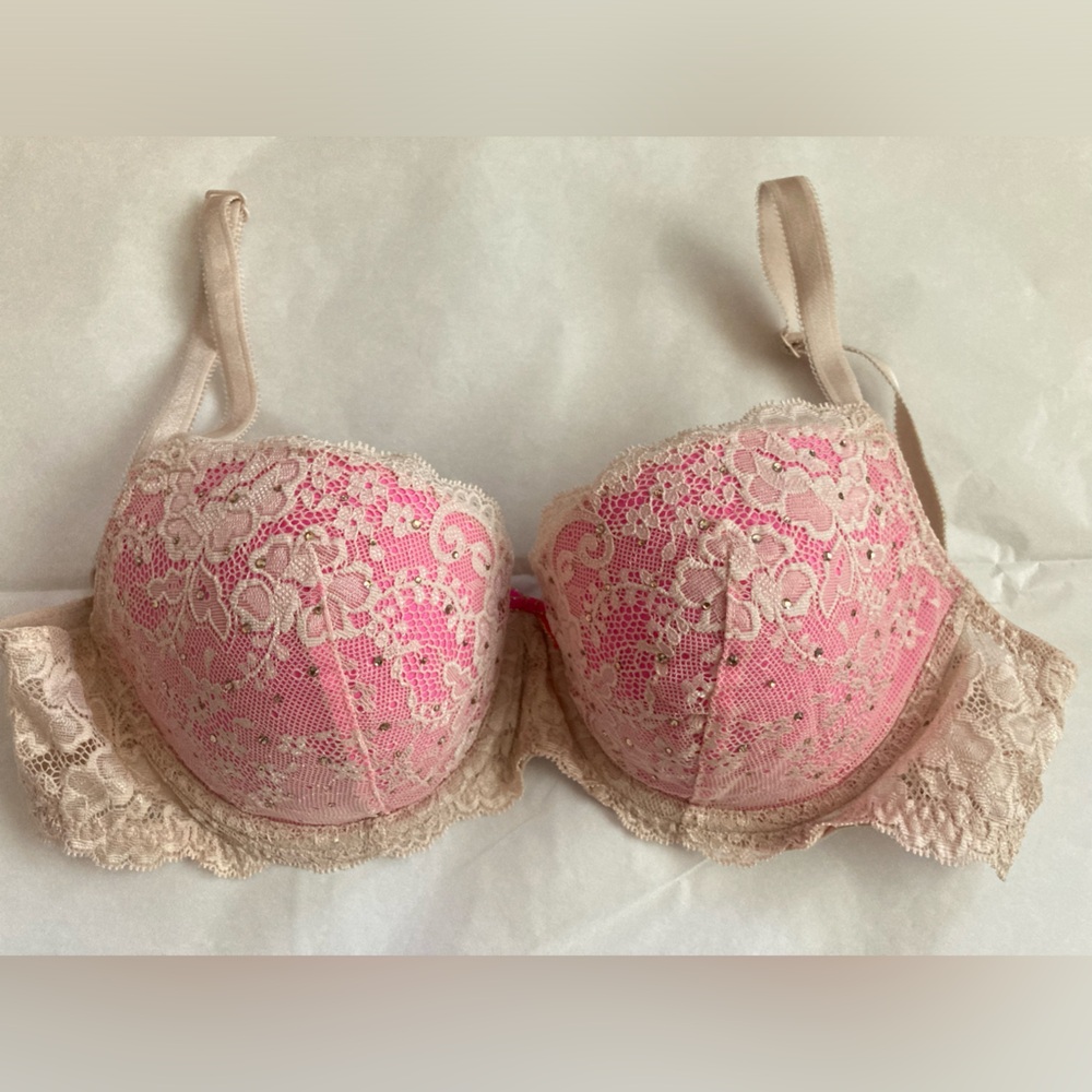 Victoria’s Secret Dream Angels lined demi bra Pink/Cream Lace rhinestones 34D